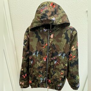 Rain Coat/wind Breaker